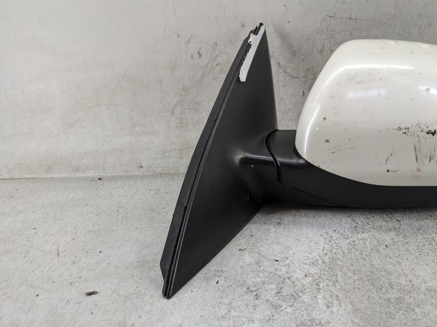 2011-2013 Kia Optima Driver Side View Mirror - Left Door Mirror OEM Used - Oemusedautoparts1.com