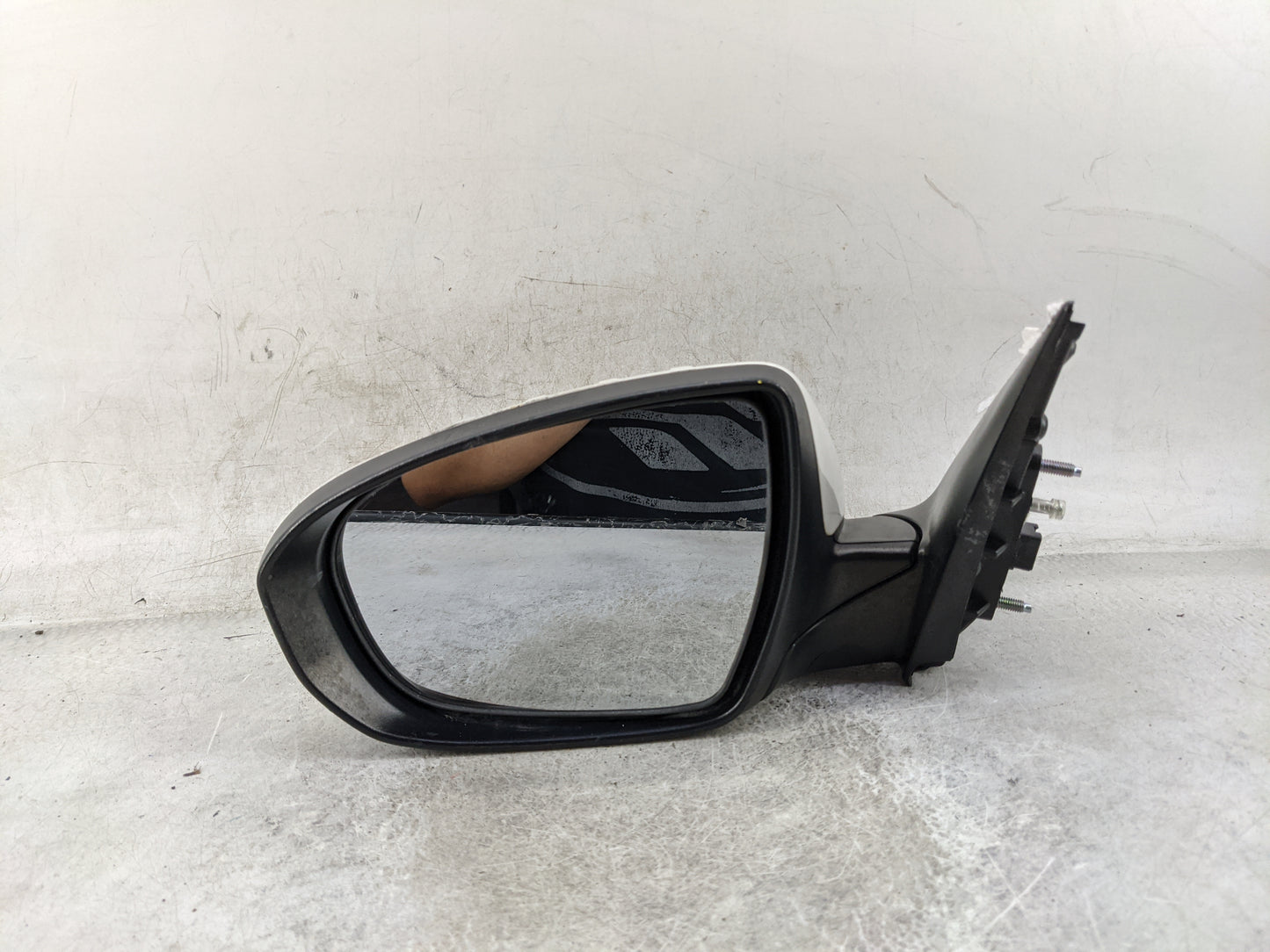2011-2013 Kia Optima Driver Side View Mirror - Left Door Mirror OEM Used - Oemusedautoparts1.com