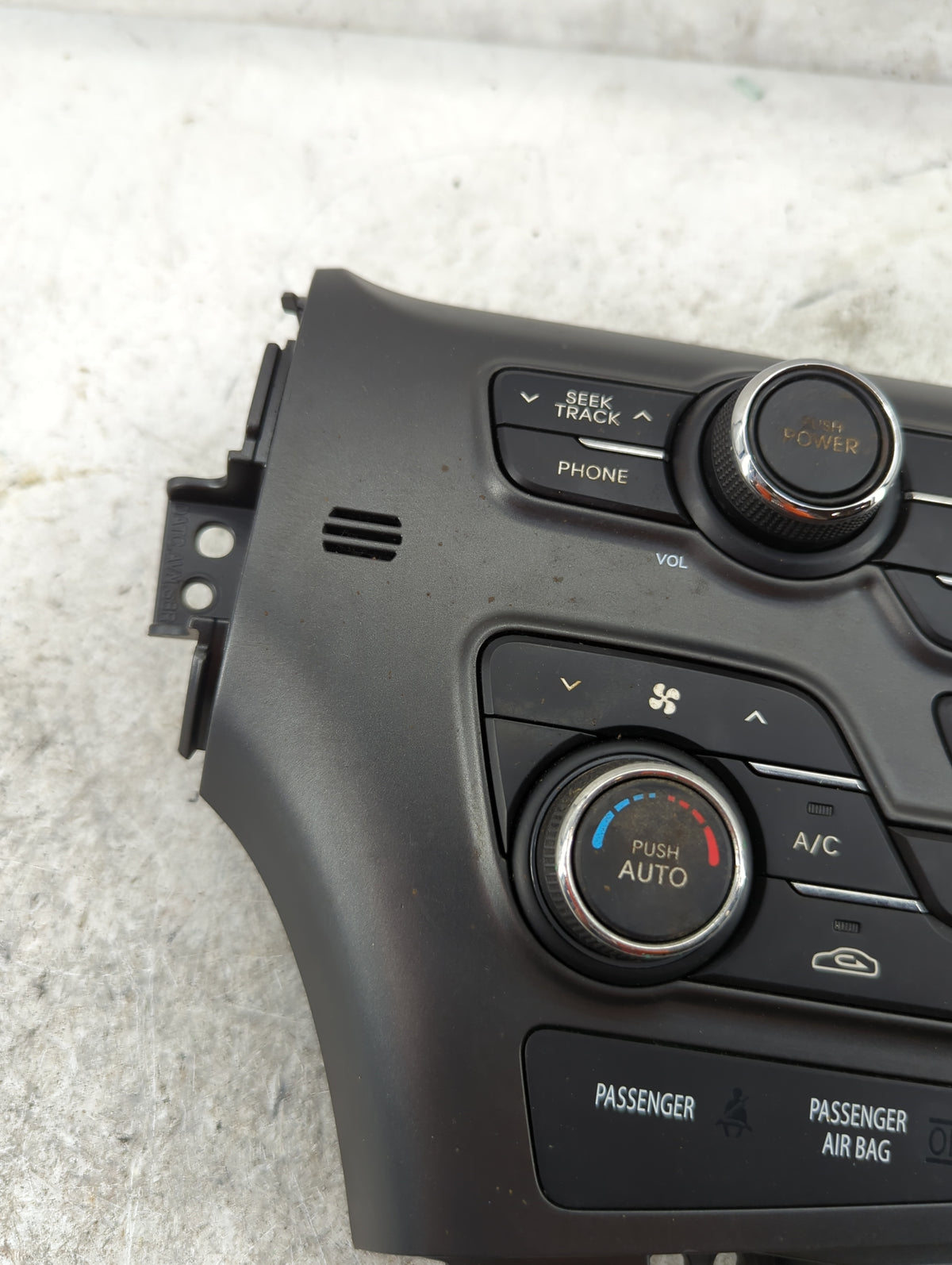 2011-2013 Kia Optima Radio Control Panel 1501252 - Oemusedautoparts1.com