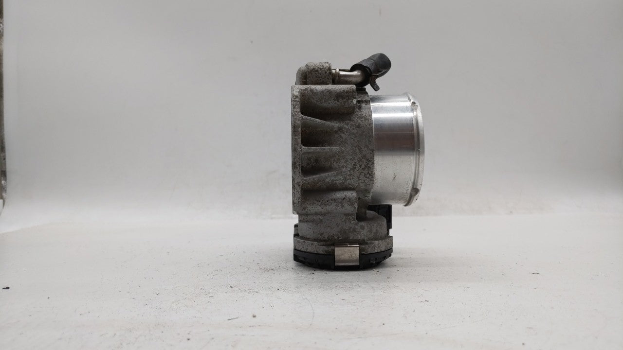 2011-2015 Kia Optima Throttle Body P/N:35100-2G700 Fits Fits 2011 2012 2013 2014 2015 2016 OEM Used Auto Parts - Oemusedauto