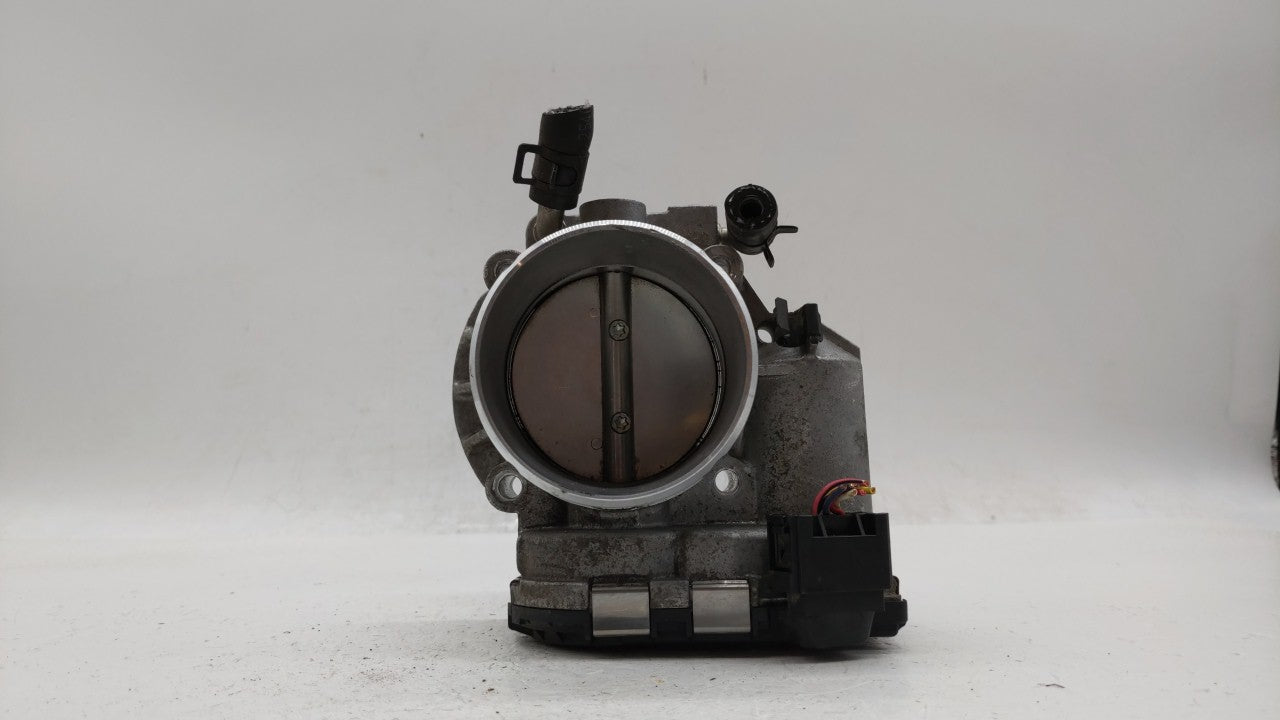 2011-2015 Kia Optima Throttle Body P/N:35100-2G700 Fits Fits 2011 2012 2013 2014 2015 2016 OEM Used Auto Parts - Oemusedauto