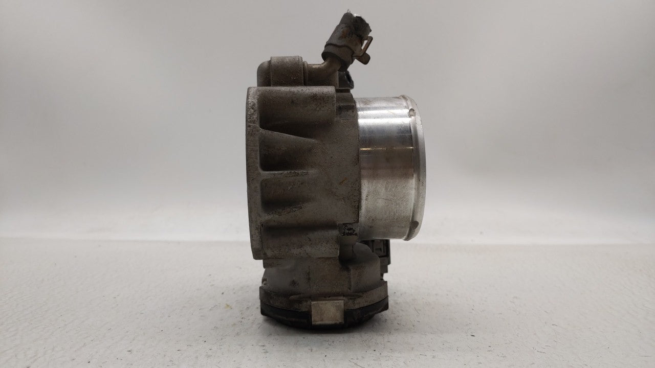 2011-2015 Kia Optima Throttle Body P/N:35100-2G700 Fits Fits 2011 2012 2013 2014 2015 2016 OEM Used Auto Parts - Oemusedauto