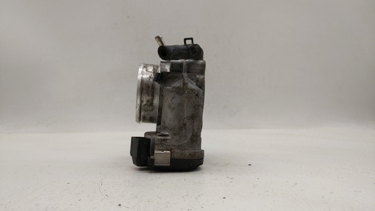 2011-2016 Kia Optima Throttle Body P/N:35100-2G800 Fits Fits 2011 2012 2013 2014 2015 2016 OEM Used Auto Parts - Oemusedauto