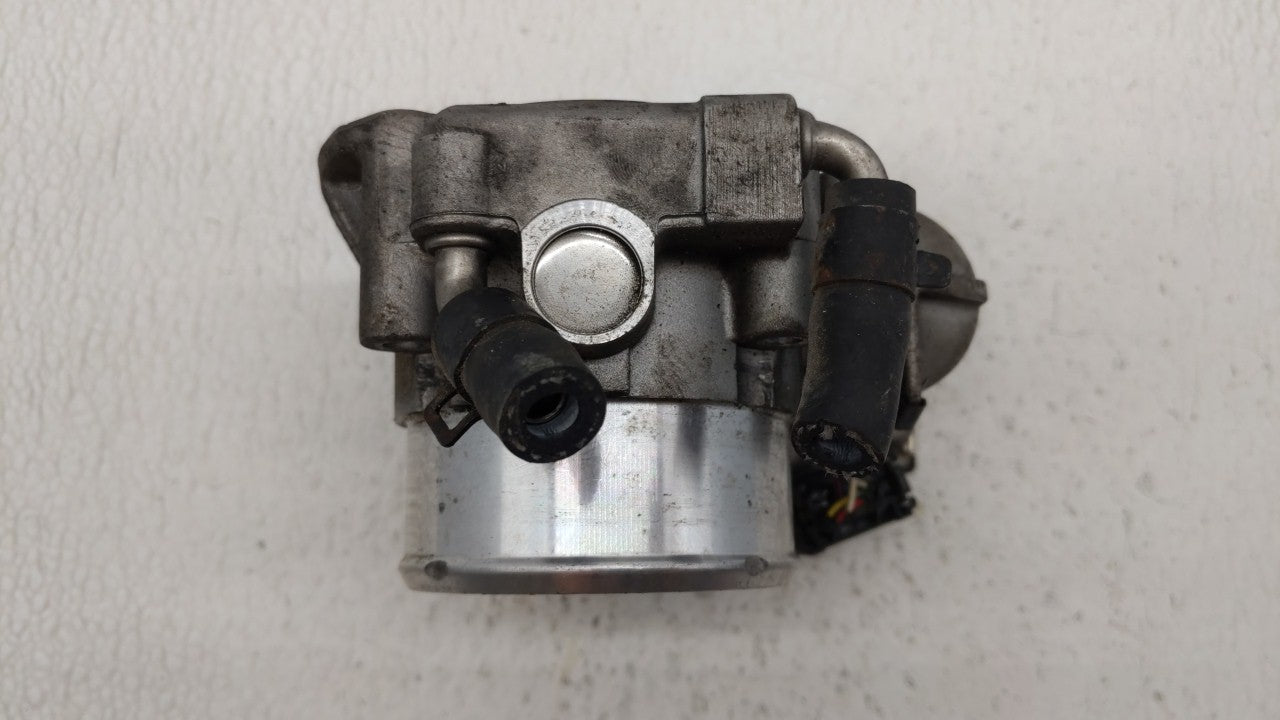 2011-2015 Kia Optima Throttle Body P/N:35100-2G700 Fits Fits 2011 2012 2013 2014 2015 2016 OEM Used Auto Parts - Oemusedauto