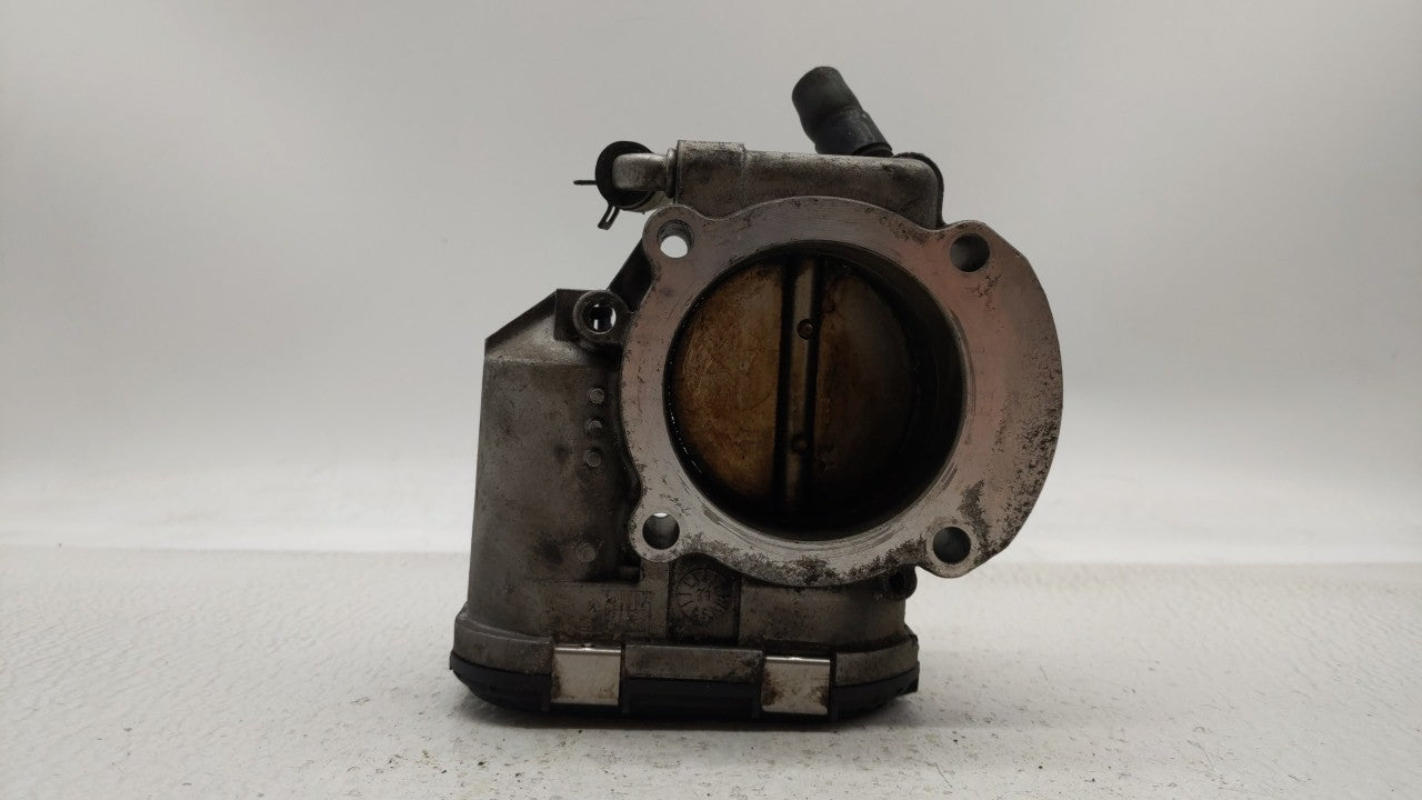 2011-2015 Kia Optima Throttle Body P/N:35100-2G700 Fits Fits 2011 2012 2013 2014 2015 2016 OEM Used Auto Parts - Oemusedauto
