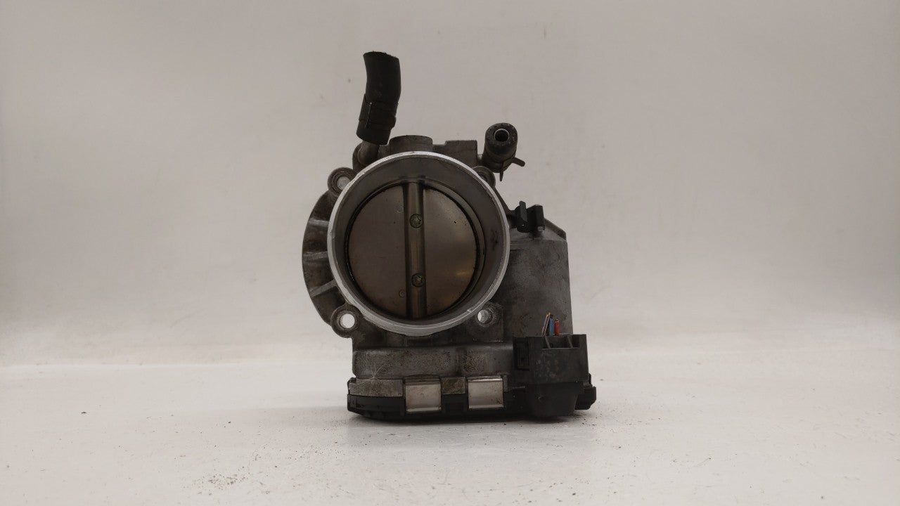 2011-2015 Kia Optima Throttle Body P/N:35100-2G700 Fits Fits 2011 2012 2013 2014 2015 2016 OEM Used Auto Parts - Oemusedauto