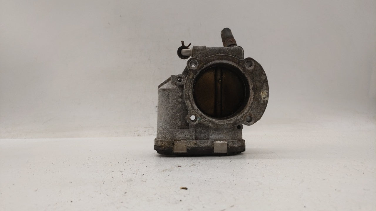 2011-2015 Kia Optima Throttle Body P/N:35100-2G700 Fits Fits 2011 2012 2013 2014 2015 2016 OEM Used Auto Parts - Oemusedauto