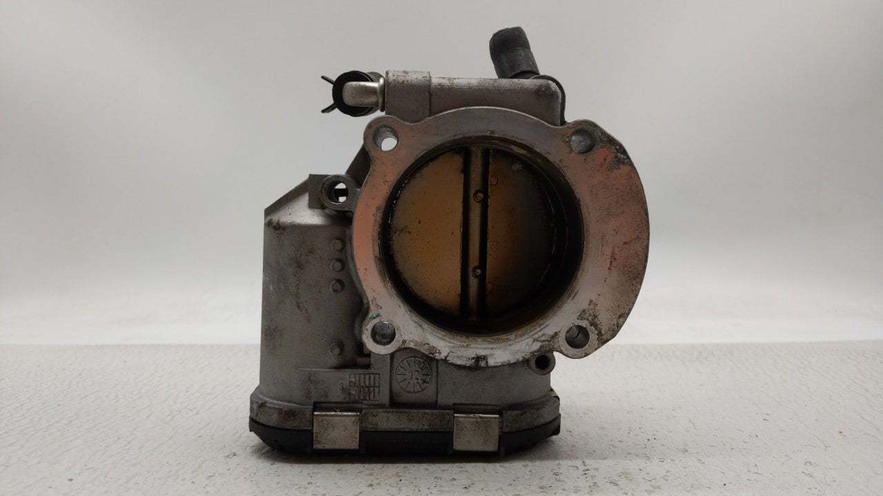 2011-2015 Kia Optima Throttle Body P/N:35100-2G700 Fits Fits 2011 2012 2013 2014 2015 2016 OEM Used Auto Parts - Oemusedauto
