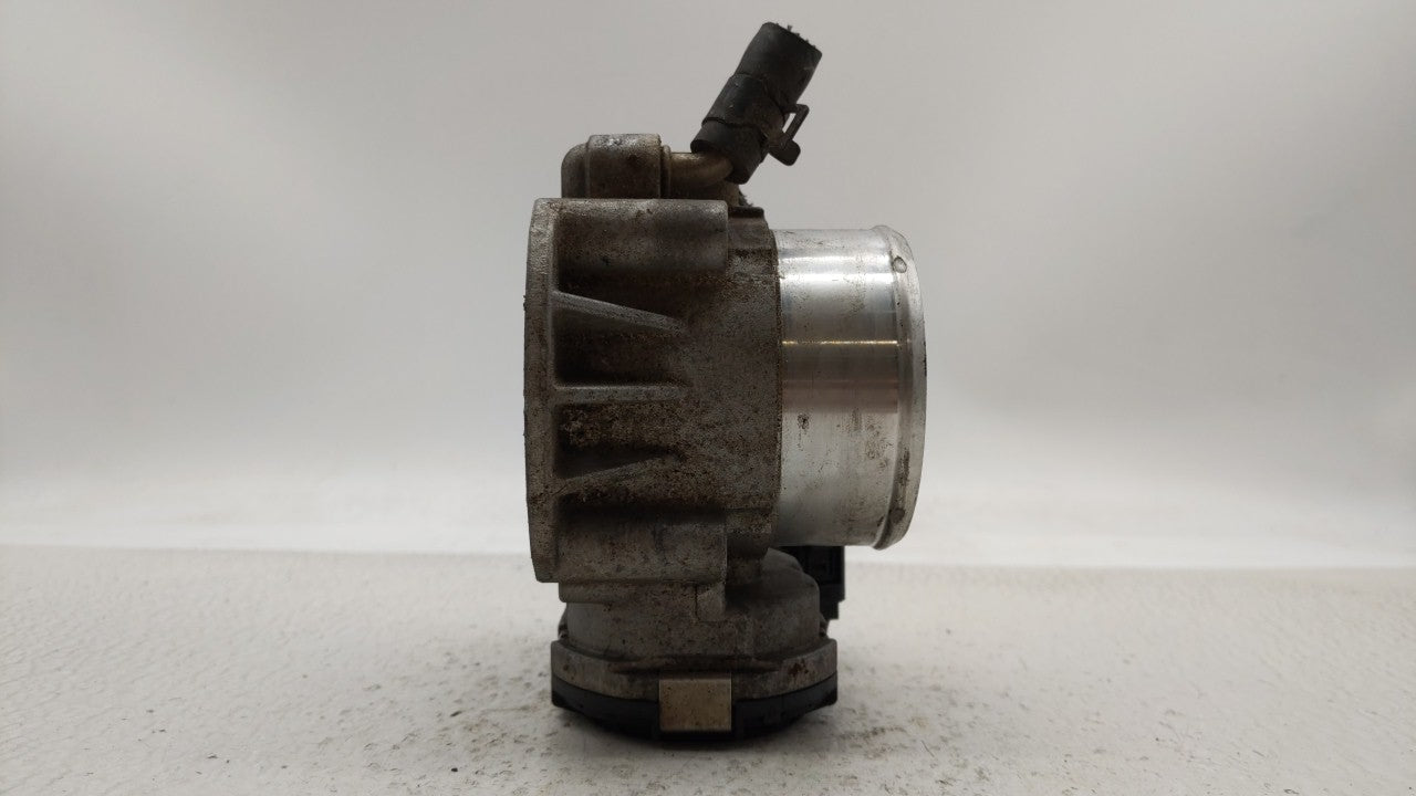 2011-2015 Kia Optima Throttle Body P/N:35100-2G700 Fits Fits 2011 2012 2013 2014 2015 2016 OEM Used Auto Parts - Oemusedauto