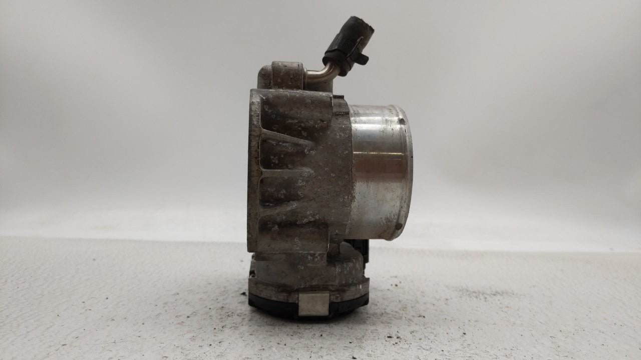 2011-2015 Kia Optima Throttle Body P/N:35100-2G700 Fits Fits 2011 2012 2013 2014 2015 2016 OEM Used Auto Parts - Oemusedauto