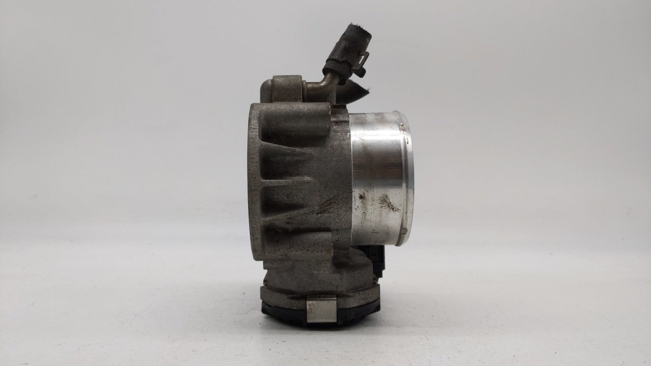 2011-2015 Kia Optima Throttle Body P/N:35100-2G700 Fits Fits 2011 2012 2013 2014 2015 2016 OEM Used Auto Parts - Oemusedauto
