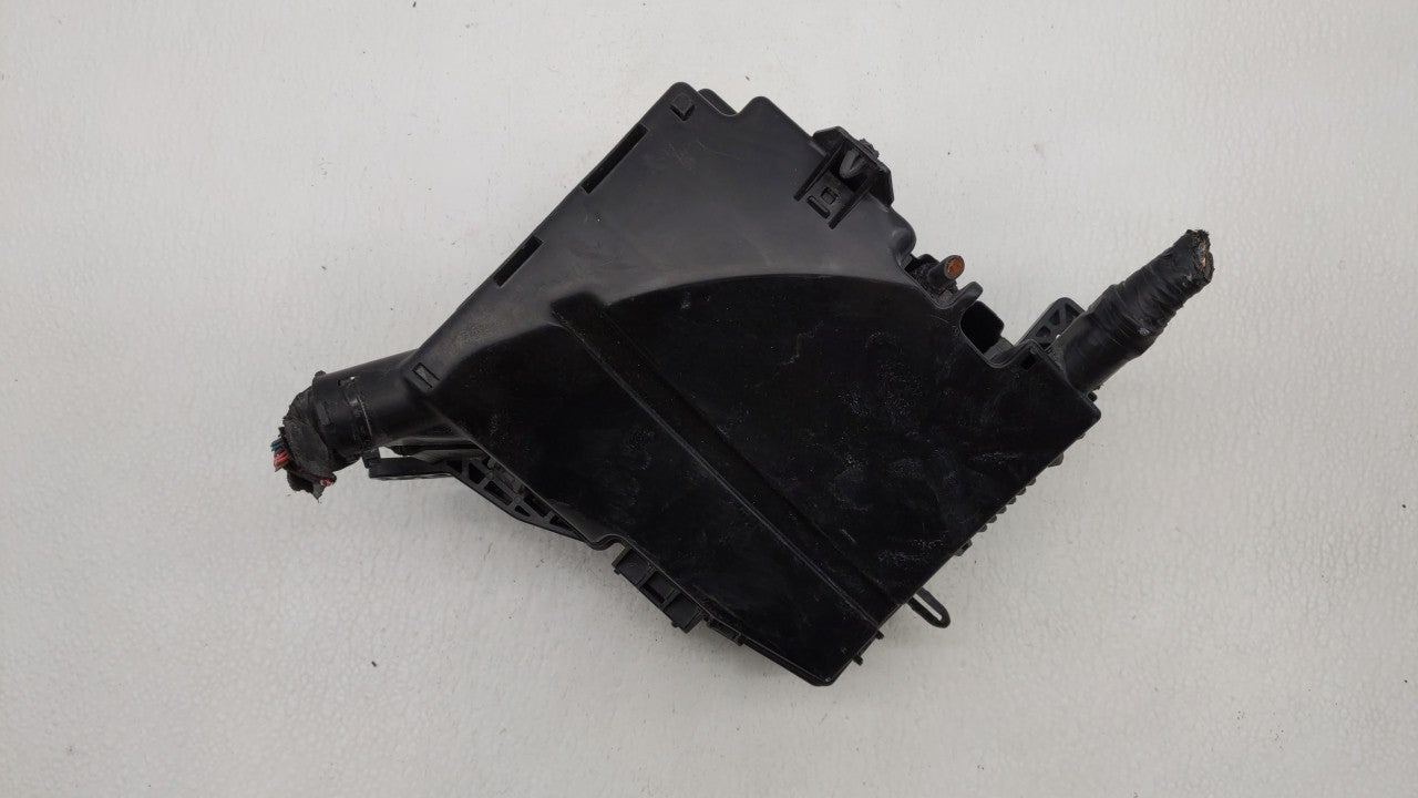 2011-2013 Kia Optima Fusebox Fuse Box Panel Relay Module P/N:18790-01316 VS912004C091QC Fits Fits 2011 2012 2013 OEM Used Au