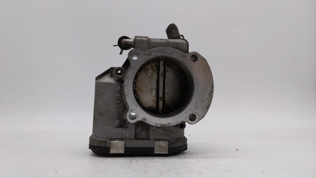 2011-2015 Kia Optima Throttle Body P/N:35100-2G700 Fits Fits 2011 2012 2013 2014 2015 2016 OEM Used Auto Parts - Oemusedauto