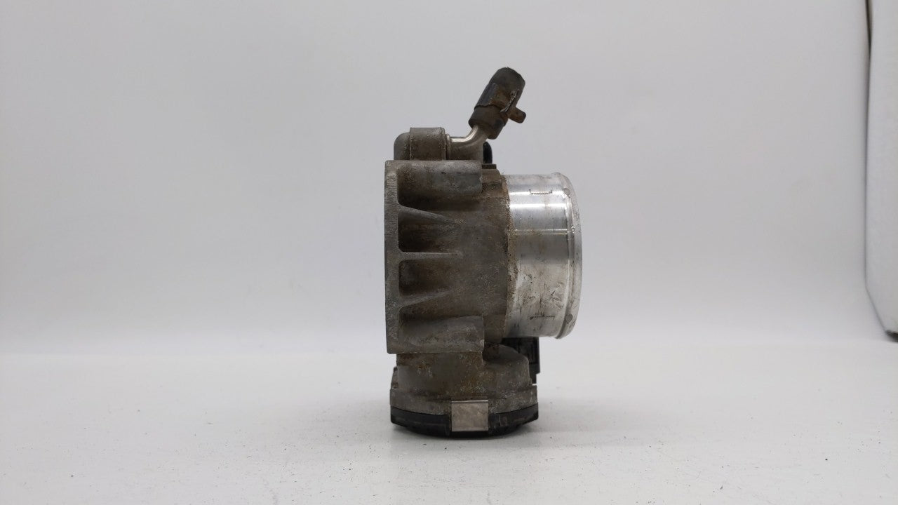 2011-2015 Kia Optima Throttle Body P/N:35100-2G700 Fits Fits 2011 2012 2013 2014 2015 2016 OEM Used Auto Parts - Oemusedauto