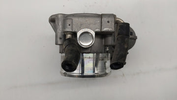 2011-2015 Kia Optima Throttle Body P/N:35100-2G700 Fits Fits 2011 2012 2013 2014 2015 2016 OEM Used Auto Parts