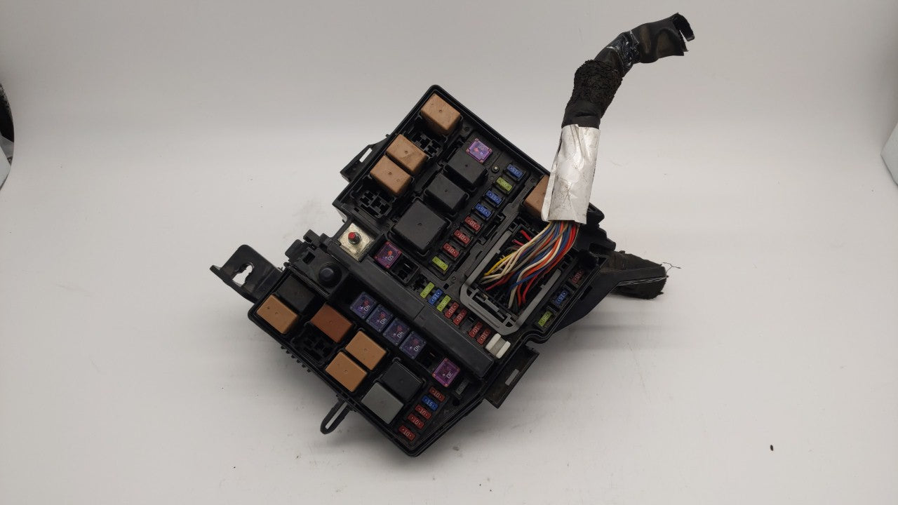 2011-2013 Kia Optima Fusebox Fuse Box Panel Relay Module Fits Fits 2011 2012 2013 OEM Used Auto Parts - Oemusedautoparts1.co
