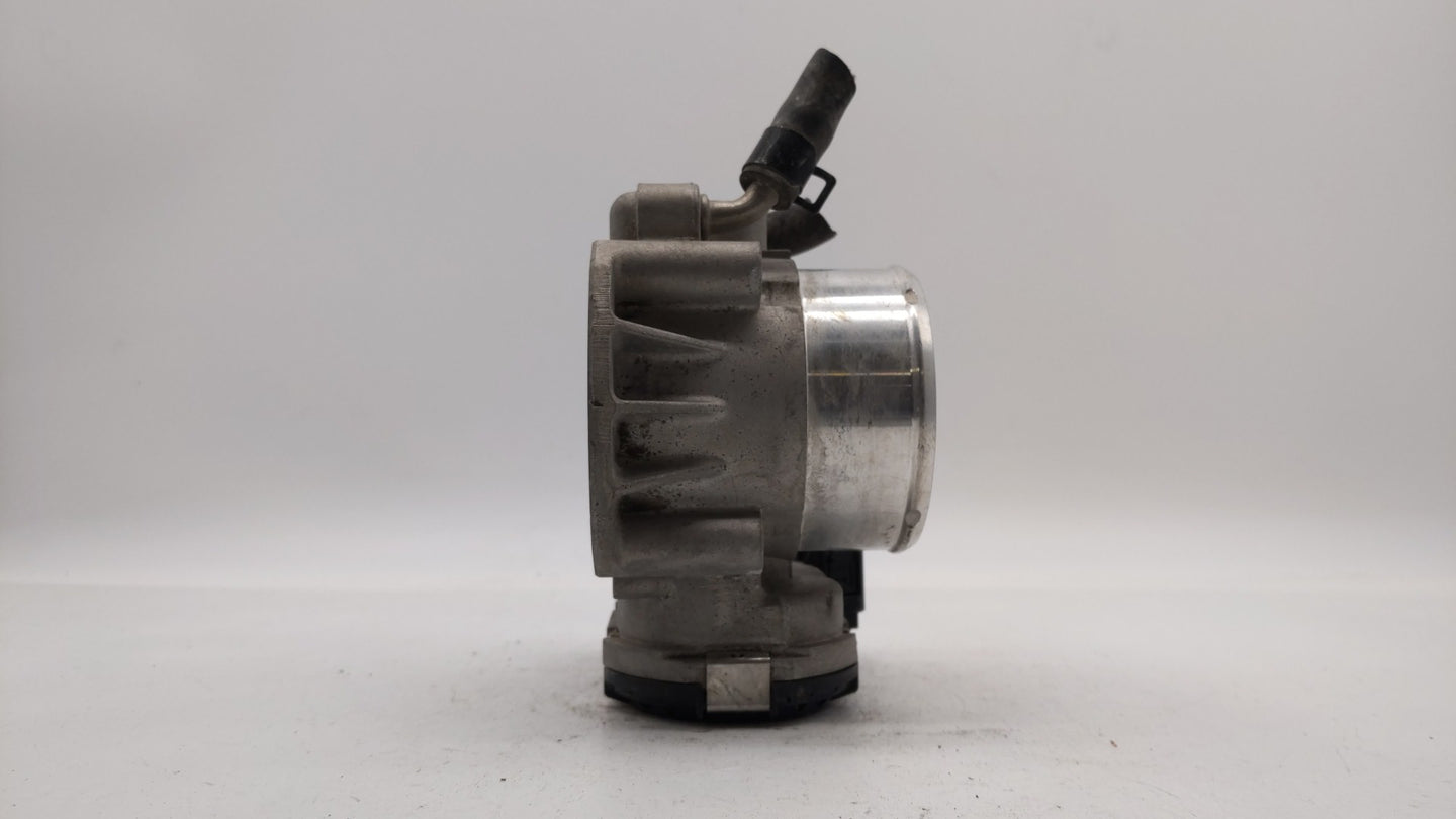 2011-2015 Kia Optima Throttle Body P/N:35100-2G700 Fits Fits 2011 2012 2013 2014 2015 2016 OEM Used Auto Parts - Oemusedauto