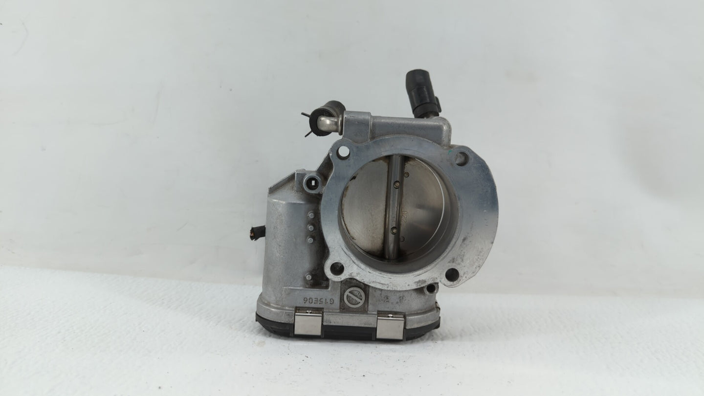 2011-2015 Kia Optima Throttle Body P/N:35100-2G700 Fits Fits 2011 2012 2013 2014 2015 2016 OEM Used Auto Parts - Oemusedauto