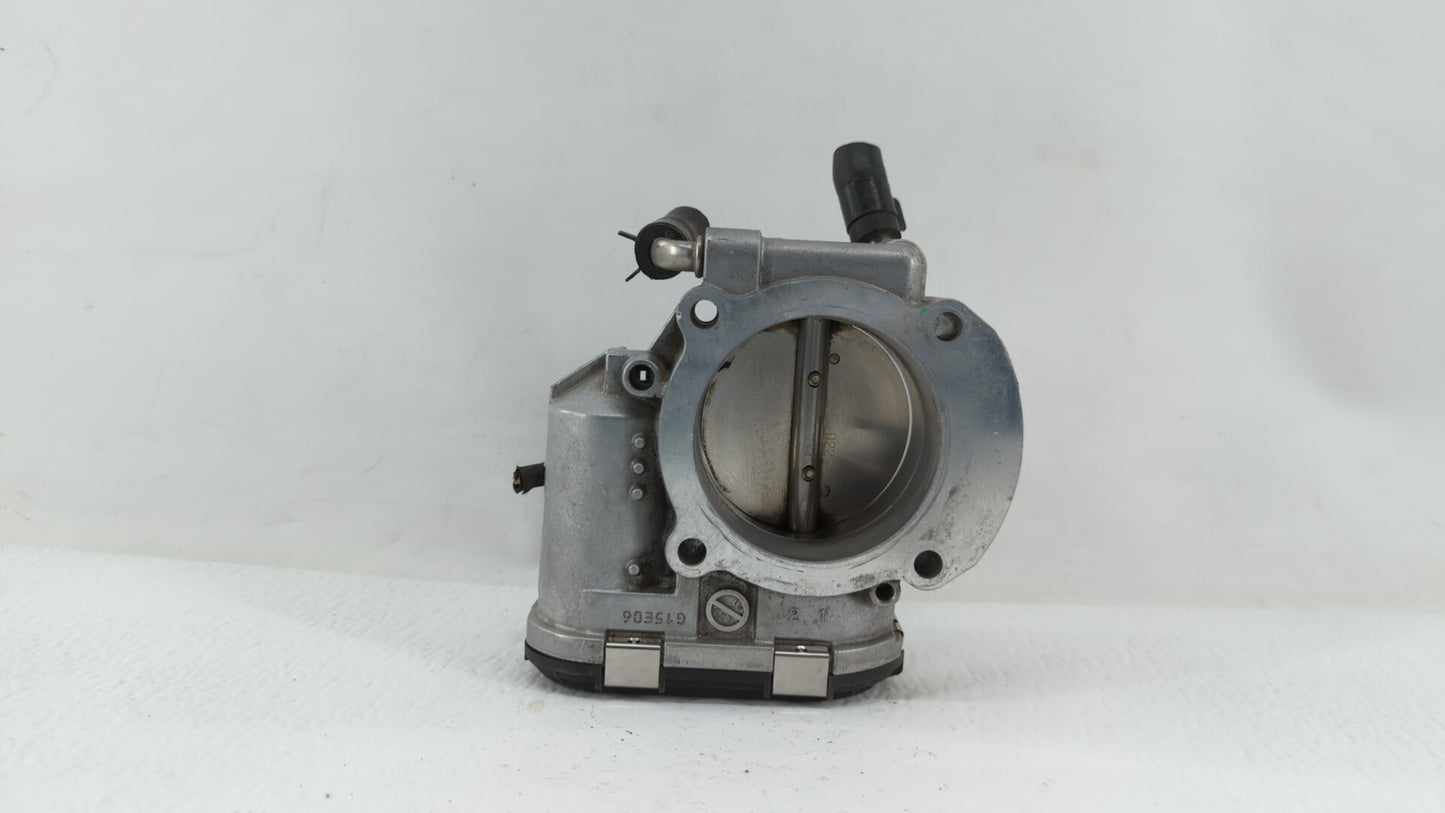 2011-2015 Kia Optima Throttle Body P/N:35100-2G700 Fits Fits 2011 2012 2013 2014 2015 2016 OEM Used Auto Parts - Oemusedauto