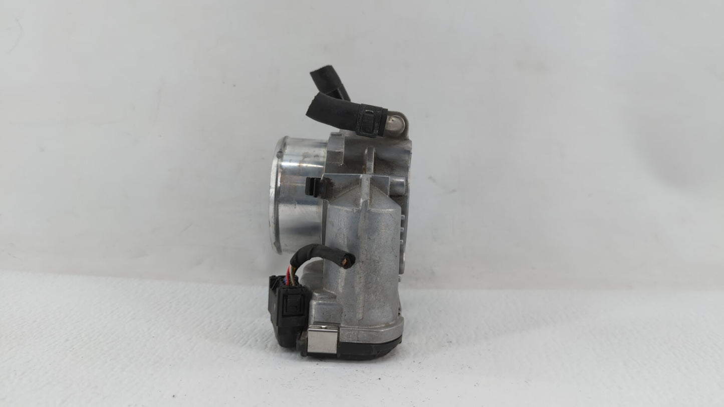 2011-2015 Kia Optima Throttle Body P/N:35100-2G700 Fits Fits 2011 2012 2013 2014 2015 2016 OEM Used Auto Parts - Oemusedauto