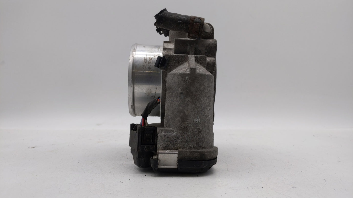 2011-2015 Kia Optima Throttle Body P/N:35100-2G700 Fits Fits 2011 2012 2013 2014 2015 2016 OEM Used Auto Parts - Oemusedauto