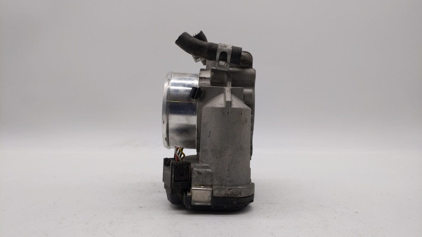 2011-2015 Kia Optima Throttle Body P/N:35100-2G700 Fits Fits 2011 2012 2013 2014 2015 2016 OEM Used Auto Parts - Oemusedauto