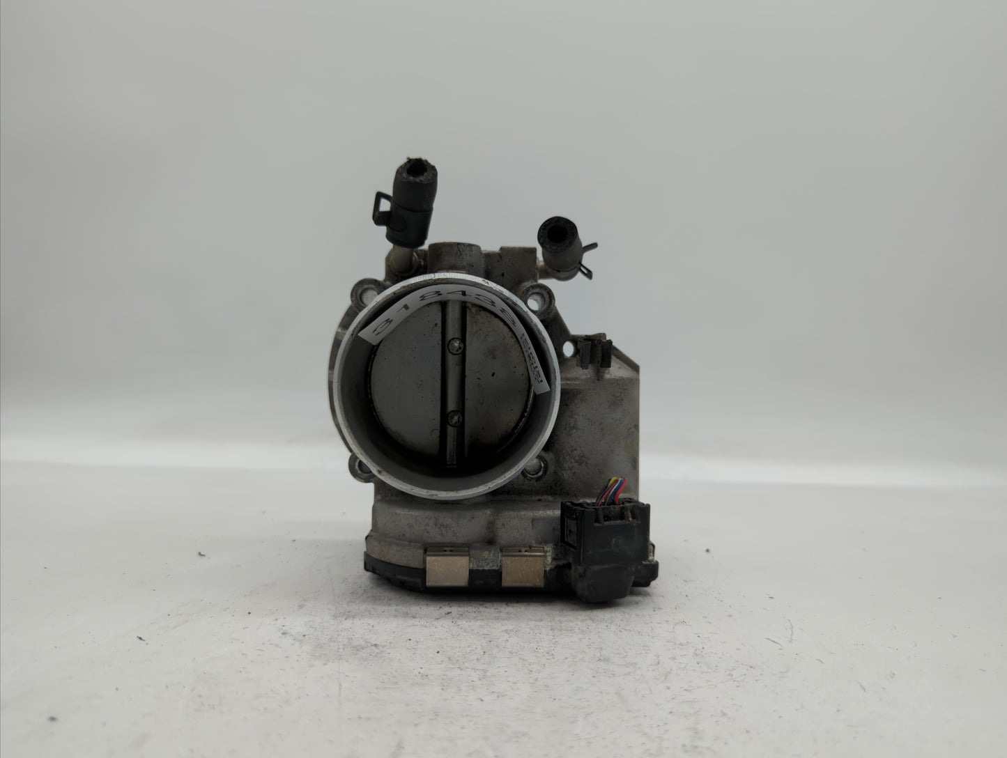 2011-2015 Kia Optima Throttle Body P/N:35100-2G700 Fits Fits 2011 2012 2013 2014 2015 2016 OEM Used Auto Parts - Oemusedauto