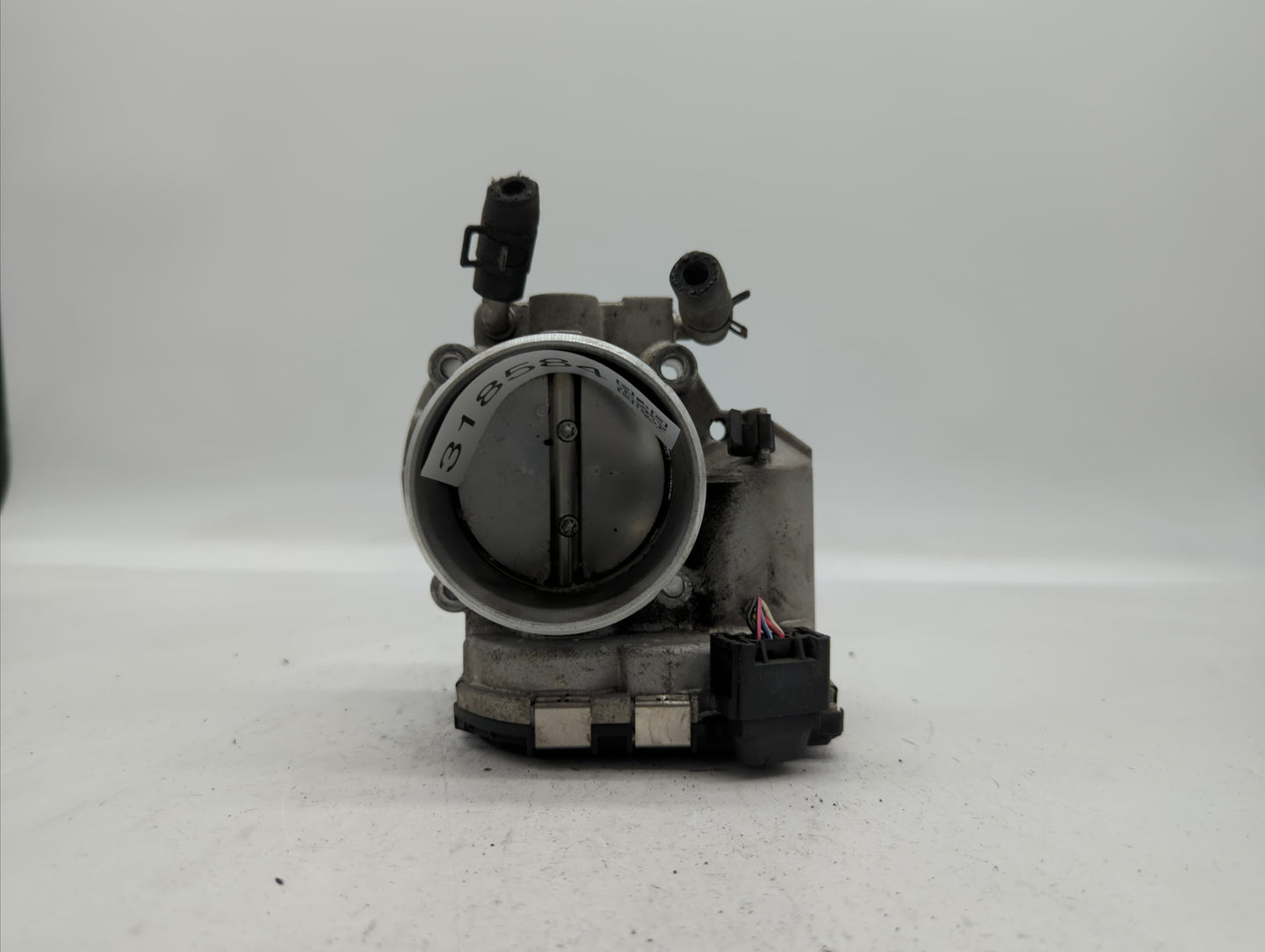 2011-2015 Kia Optima Throttle Body P/N:35100-2G700 Fits Fits 2011 2012 2013 2014 2015 2016 OEM Used Auto Parts - Oemusedauto