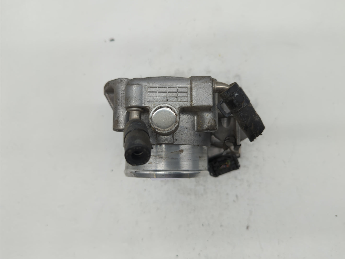 2011-2016 Kia Optima Throttle Body P/N:35100-2G800 Fits Fits 2011 2012 2013 2014 2015 2016 OEM Used Auto Parts - Oemusedauto