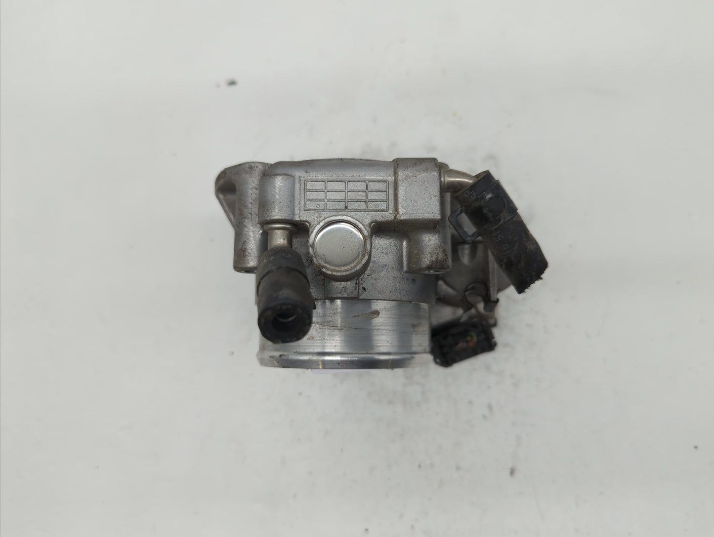 2011-2016 Kia Optima Throttle Body P/N:35100-2G800 Fits Fits 2011 2012 2013 2014 2015 2016 OEM Used Auto Parts - Oemusedauto