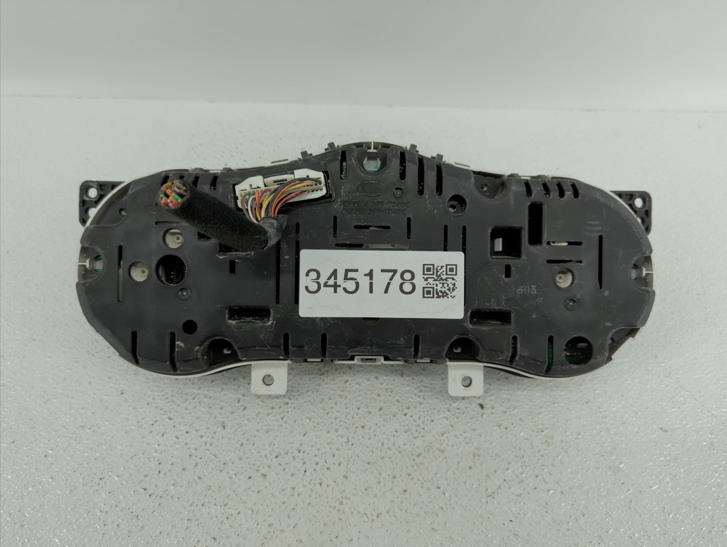 2012 Kia Optima Instrument Cluster Speedometer Gauges Fits Fits 2005 2006 OEM Used Auto Parts - Oemusedautoparts1.com