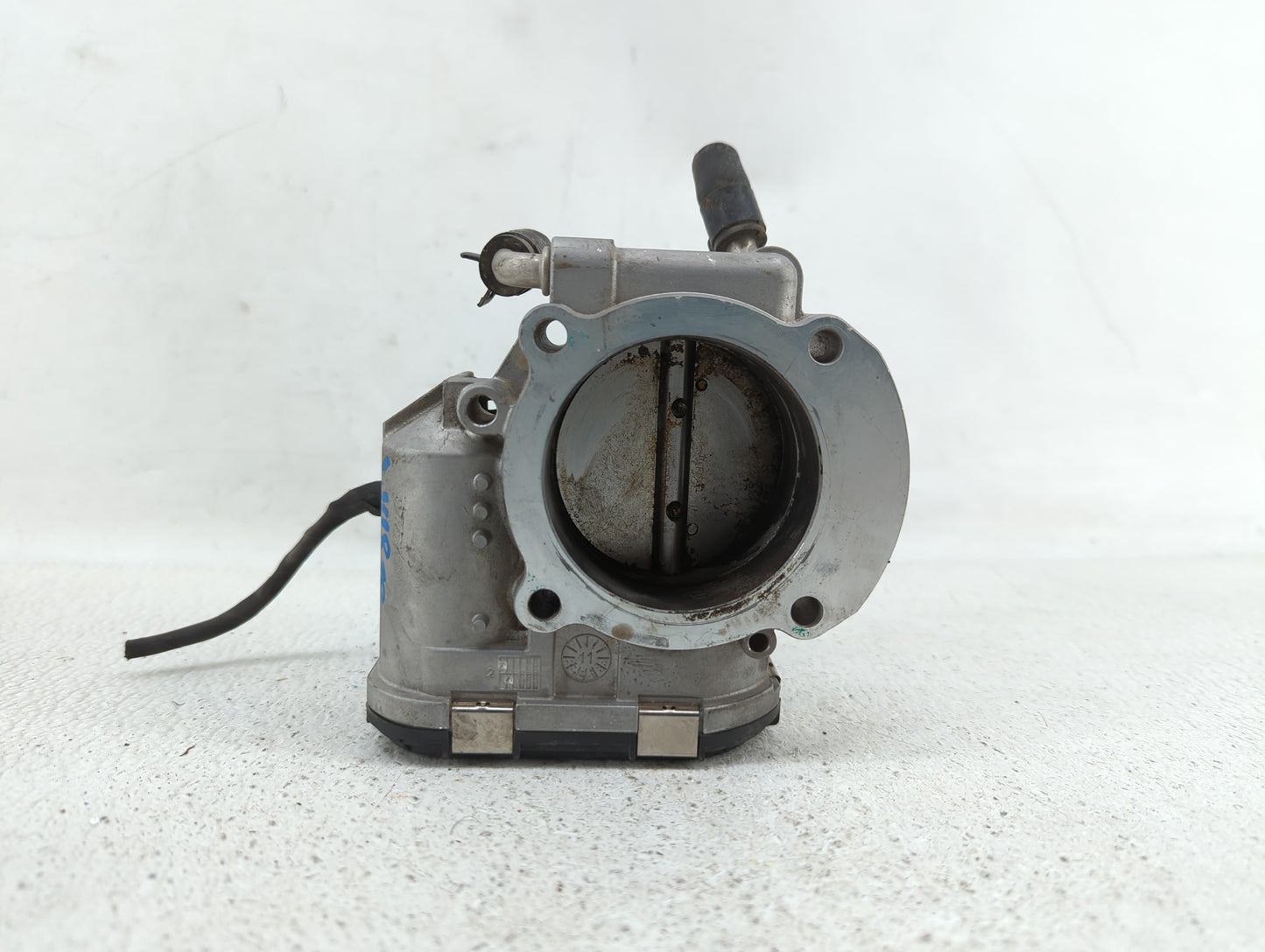 2011-2015 Kia Optima Throttle Body P/N:35100-2G700 Fits Fits 2011 2012 2013 2014 2015 2016 OEM Used Auto Parts - Oemusedauto