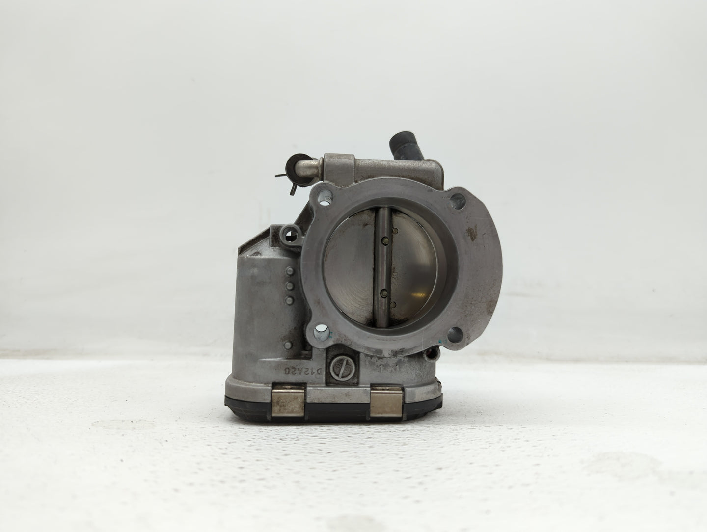 2011-2015 Kia Optima Throttle Body P/N:35100-2G700 47660 EM30A Fits Fits 2011 2012 2013 2014 2015 2016 OEM Used Auto Parts -