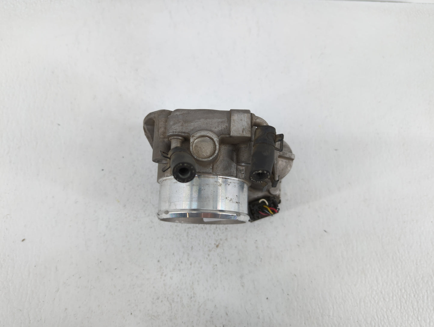 2011-2015 Kia Optima Throttle Body P/N:904501 0001 35100-2G700 Fits Fits 2011 2012 2013 2014 2015 2016 OEM Used Auto Parts -