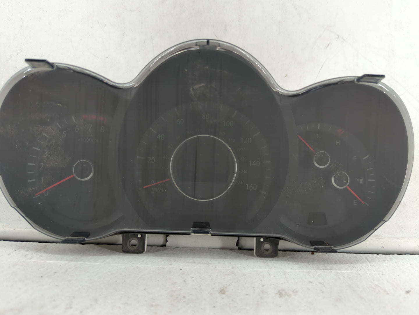 2012-2013 Kia Optima Instrument Cluster Speedometer Gauges P/N:94001-2T323 94001-2T322 Fits Fits 2012 2013 OEM Used Auto Par