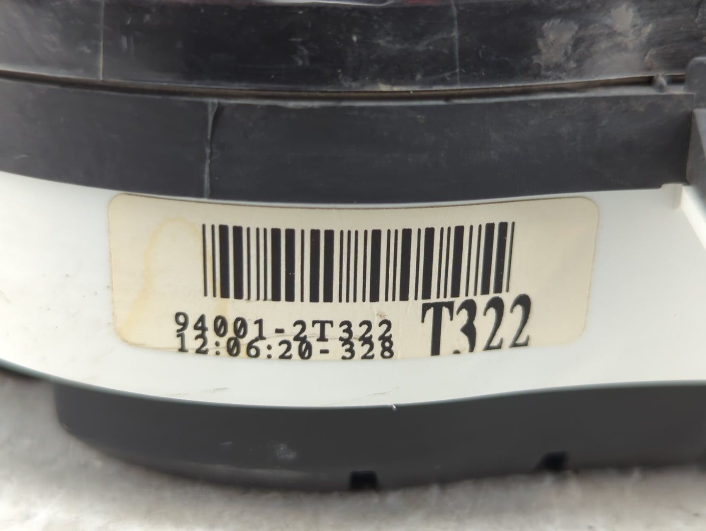 2012-2013 Kia Optima Instrument Cluster Speedometer Gauges P/N:94001-2T323 94001-2T322 Fits Fits 2012 2013 OEM Used Auto Par