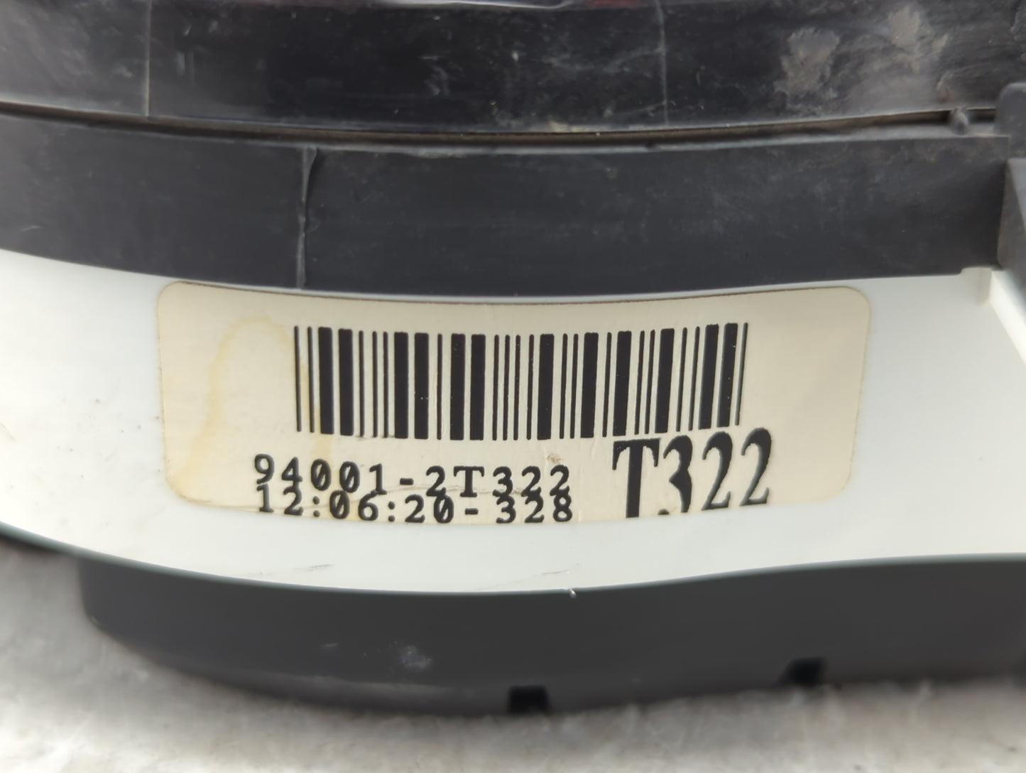 2012-2013 Kia Optima Instrument Cluster Speedometer Gauges P/N:94001-2T323 94001-2T322 Fits Fits 2012 2013 OEM Used Auto Par
