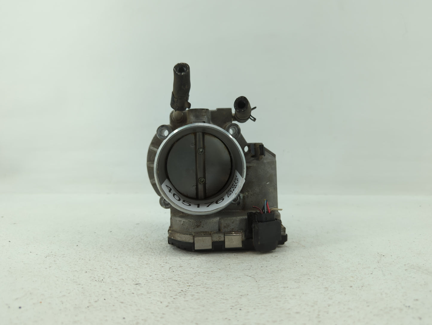2011-2015 Kia Optima Throttle Body P/N:35100-2G700 Fits Fits 2011 2012 2013 2014 2015 2016 OEM Used Auto Parts - Oemusedauto