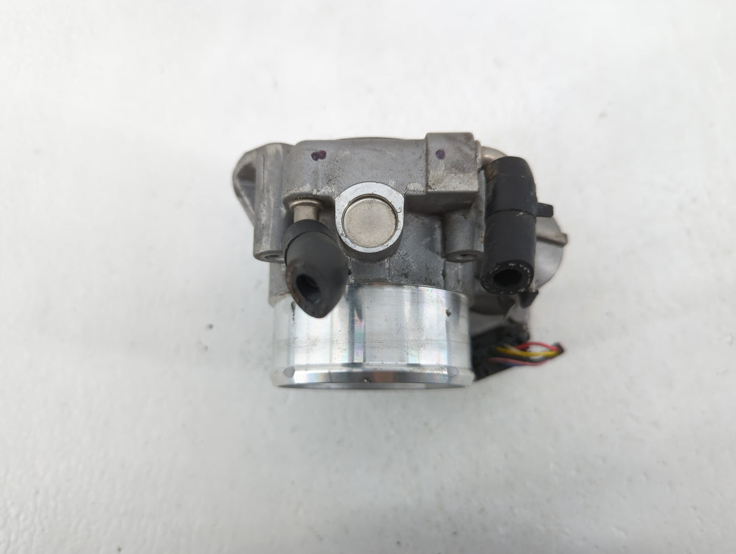 2011-2015 Kia Optima Throttle Body P/N:35100-2G700 Fits Fits 2011 2012 2013 2014 2015 2016 OEM Used Auto Parts - Oemusedauto