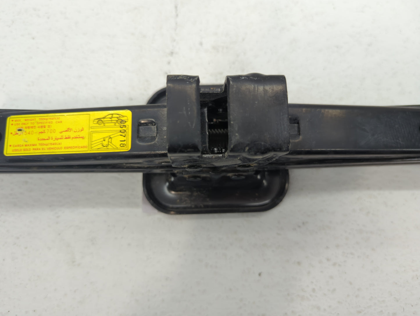 2012 Kia Optima Spare Scissor Car Jack Black - Oemusedautoparts1.com