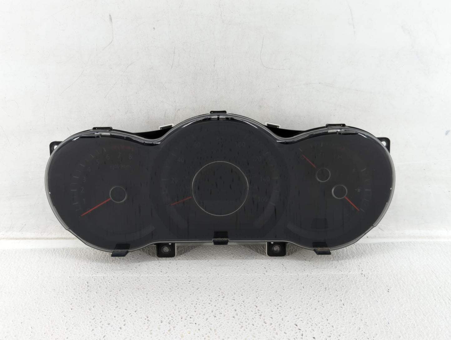2012-2013 Kia Optima Instrument Cluster Speedometer Gauges P/N:94001-2T323 94001-2T322 Fits Fits 2012 2013 OEM Used Auto Par
