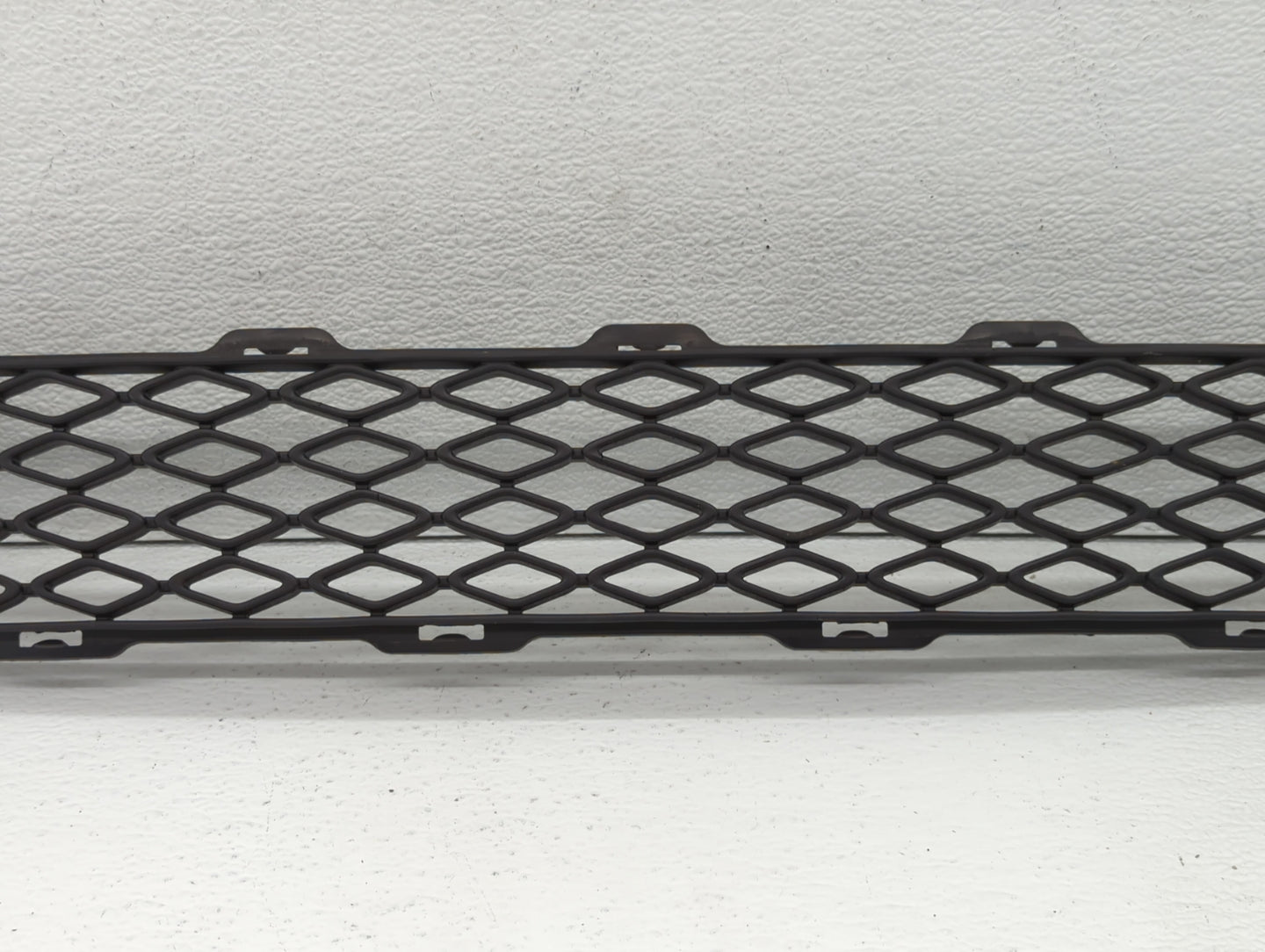 2012 Kia Optima Front Grille Bumper Not Included - Oemusedautoparts1.com
