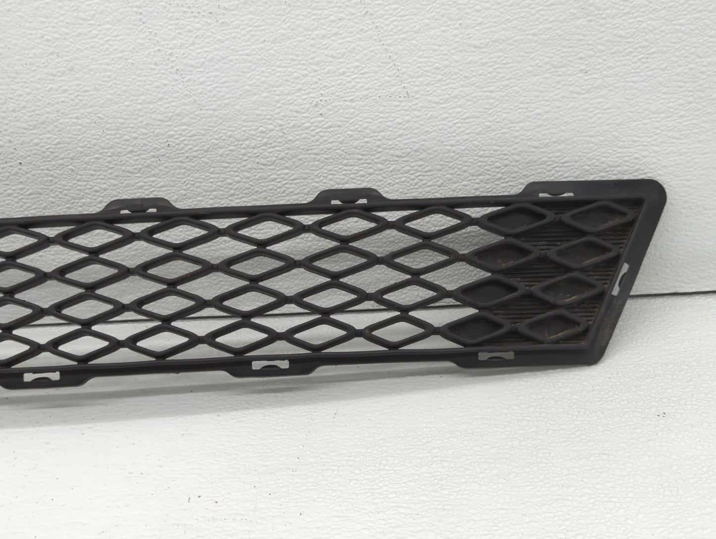 2012 Kia Optima Front Grille Bumper Not Included - Oemusedautoparts1.com