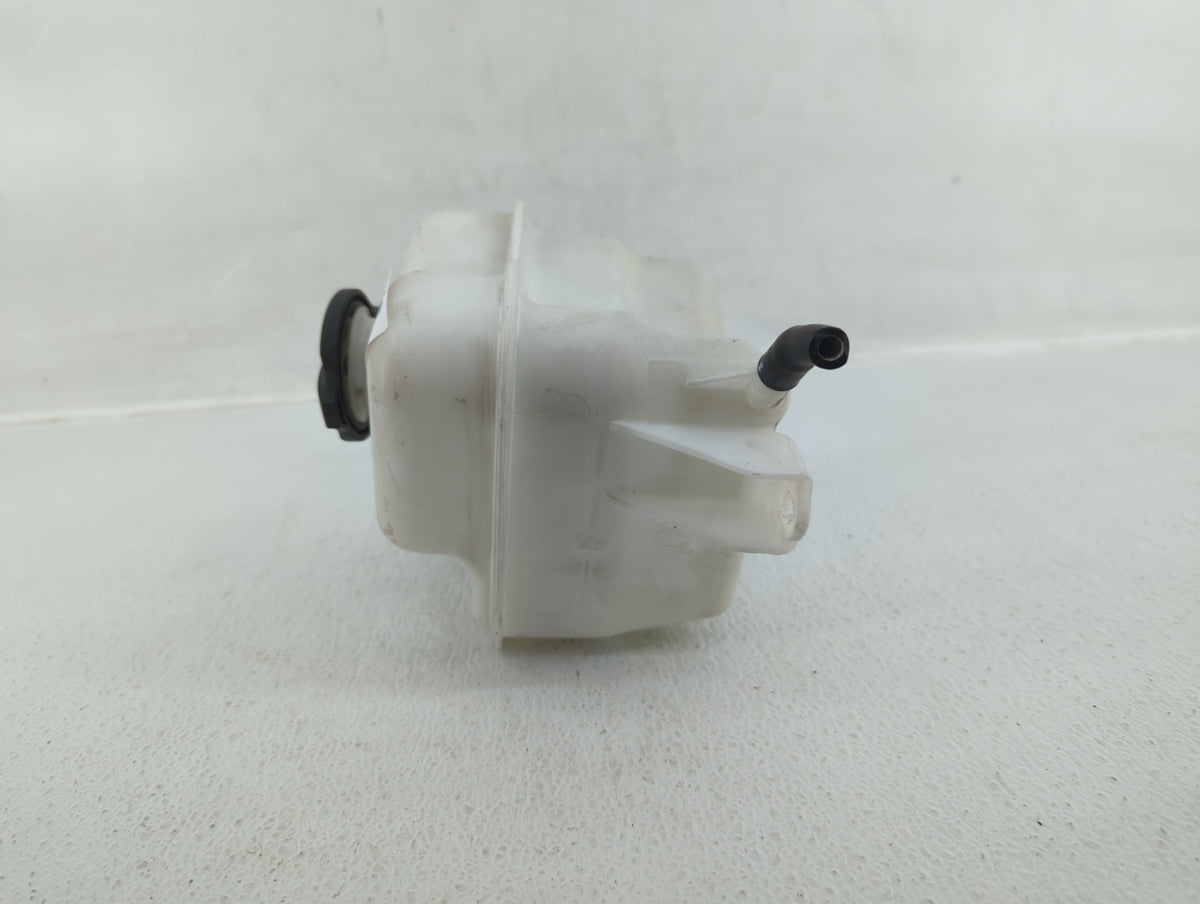 2011-2016 Kia Optima Radiator Coolant Overflow Expansion Tank Bottle 518956 - Oemusedautoparts1.com