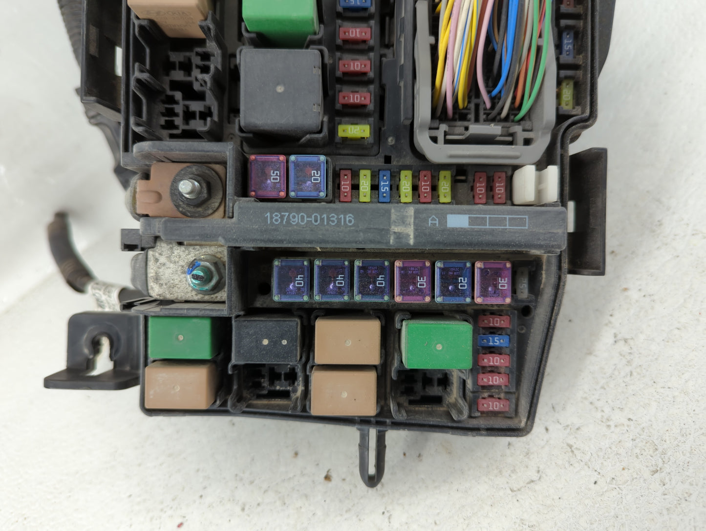 2011-2013 Kia Optima Fusebox Fuse Box Panel Relay Module P/N:91200-4U102 91200-4U161, 91200-4U160 Fits Fits 2011 2012 2013 O