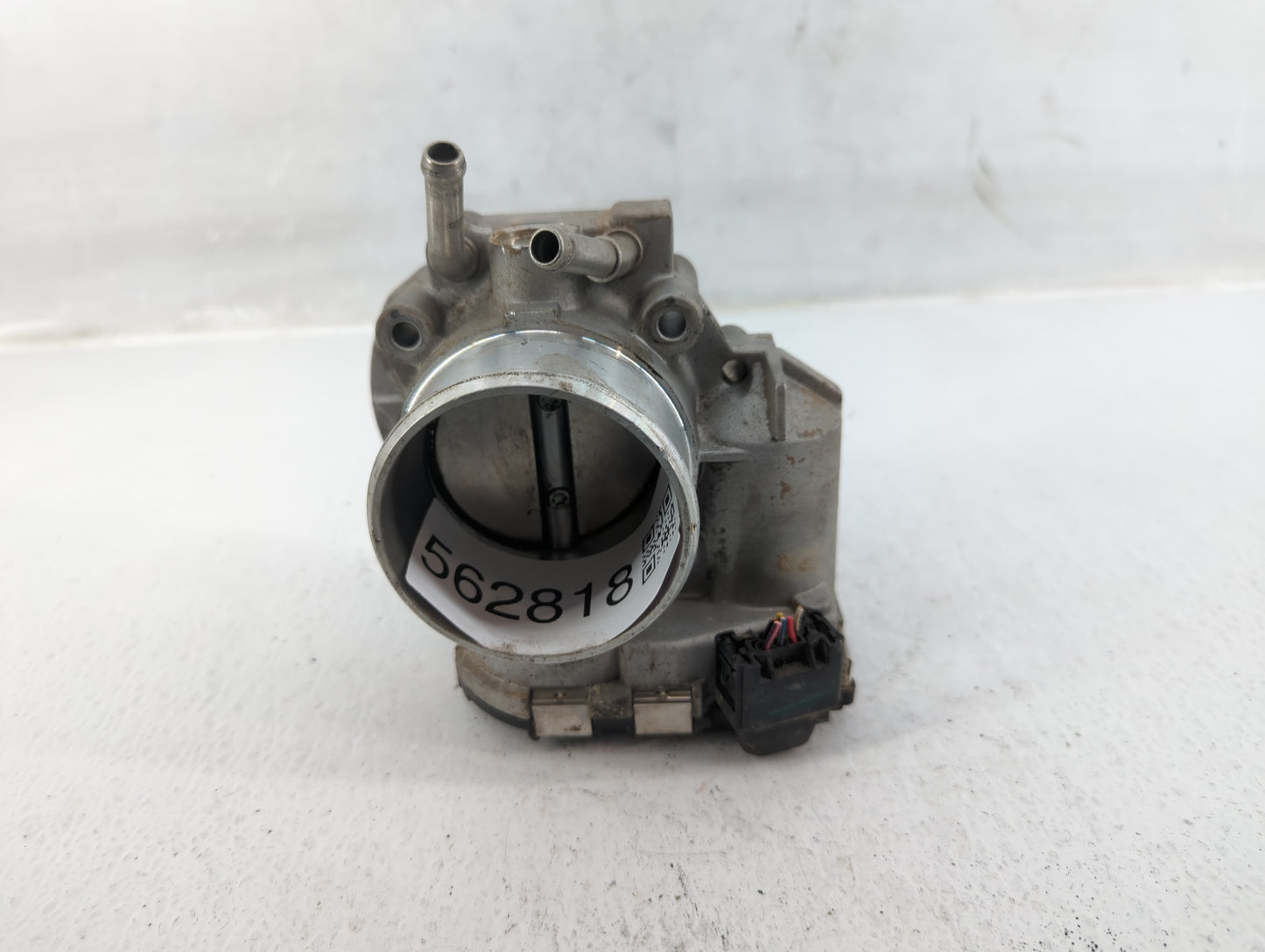 2011-2015 Kia Optima Throttle Body P/N:35100-2G710 Fits Fits 2011 2012 2013 2014 2015 2016 OEM Used Auto Parts - Oemusedauto