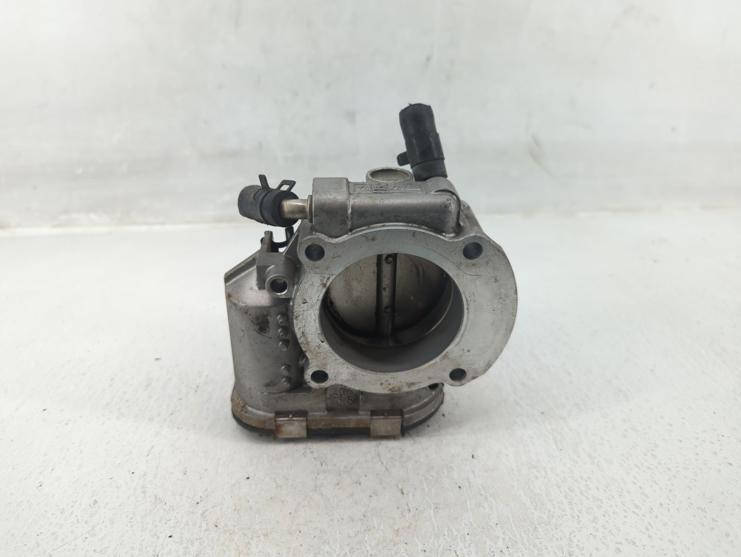 2011-2016 Kia Optima Throttle Body P/N:35100-2G800 Fits Fits 2011 2012 2013 2014 2015 2016 OEM Used Auto Parts - Oemusedauto