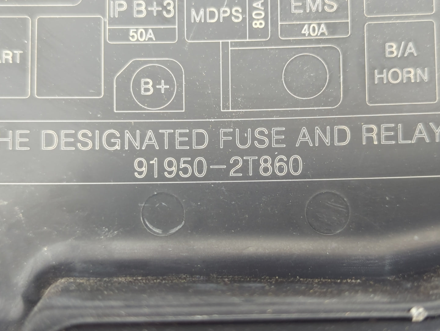 2011-2013 Kia Optima Fusebox Fuse Box Panel Relay Module P/N:91950-2T860 Fits Fits 2011 2012 2013 OEM Used Auto Parts - Oemu