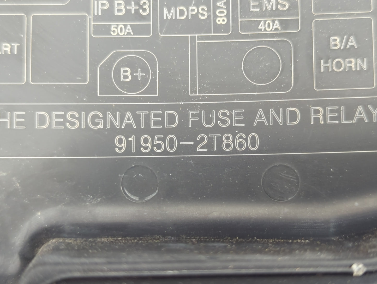 2011-2013 Kia Optima Fusebox Fuse Box Panel Relay Module P/N:91950-2T860 Fits Fits 2011 2012 2013 OEM Used Auto Parts - Oemu
