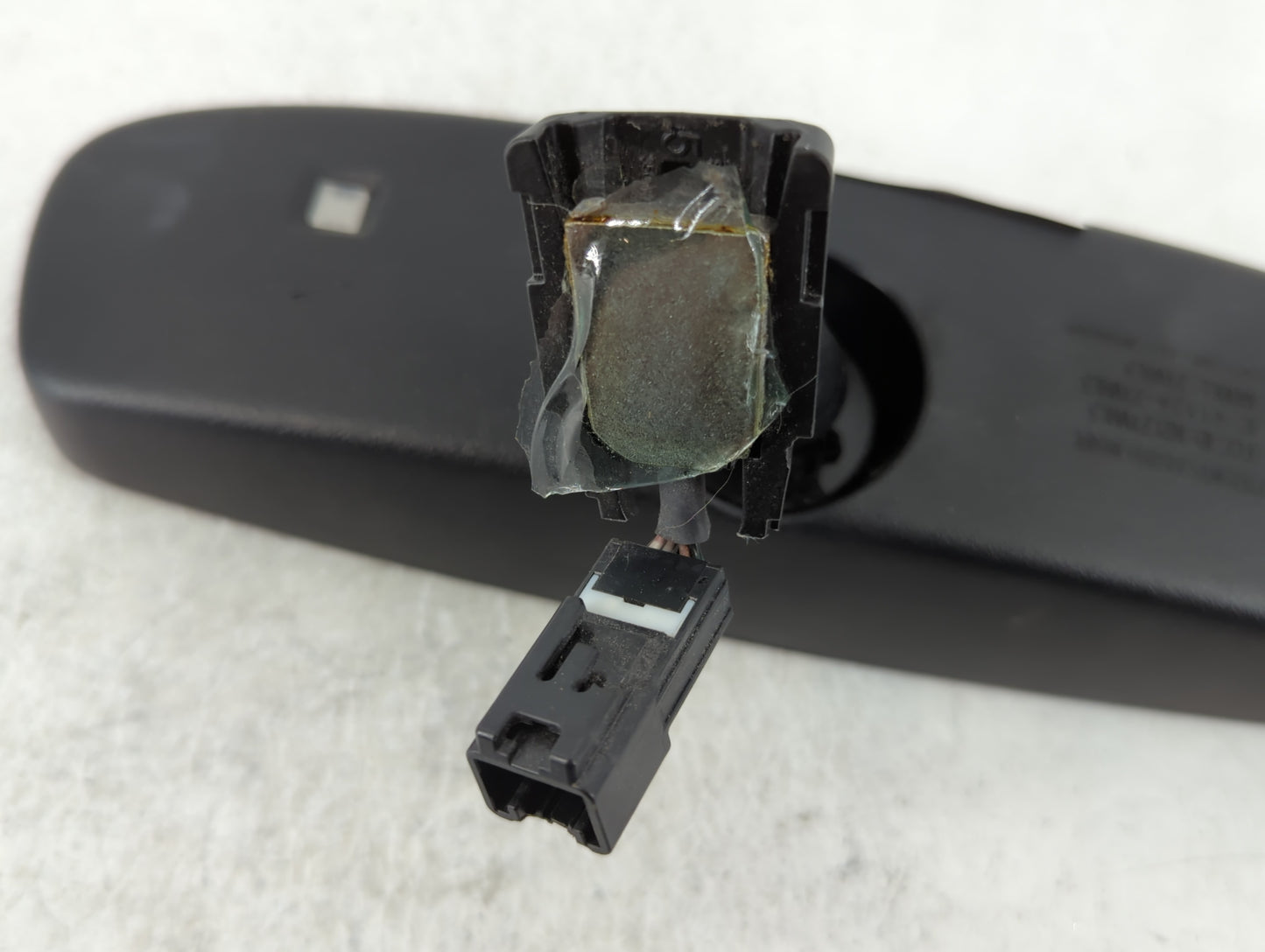 2011-2013 Kia Optima Interior Rear View Mirror Replacement OEM P/N:E11026006 Fits Fits 2007 2008 2009 2010 2011 2012 2013 OE